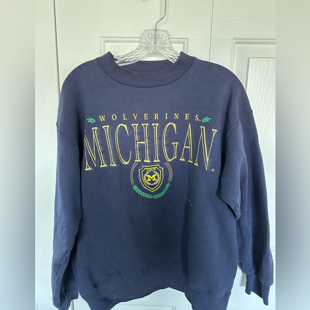 VINTAGE university of Michigan crewneck